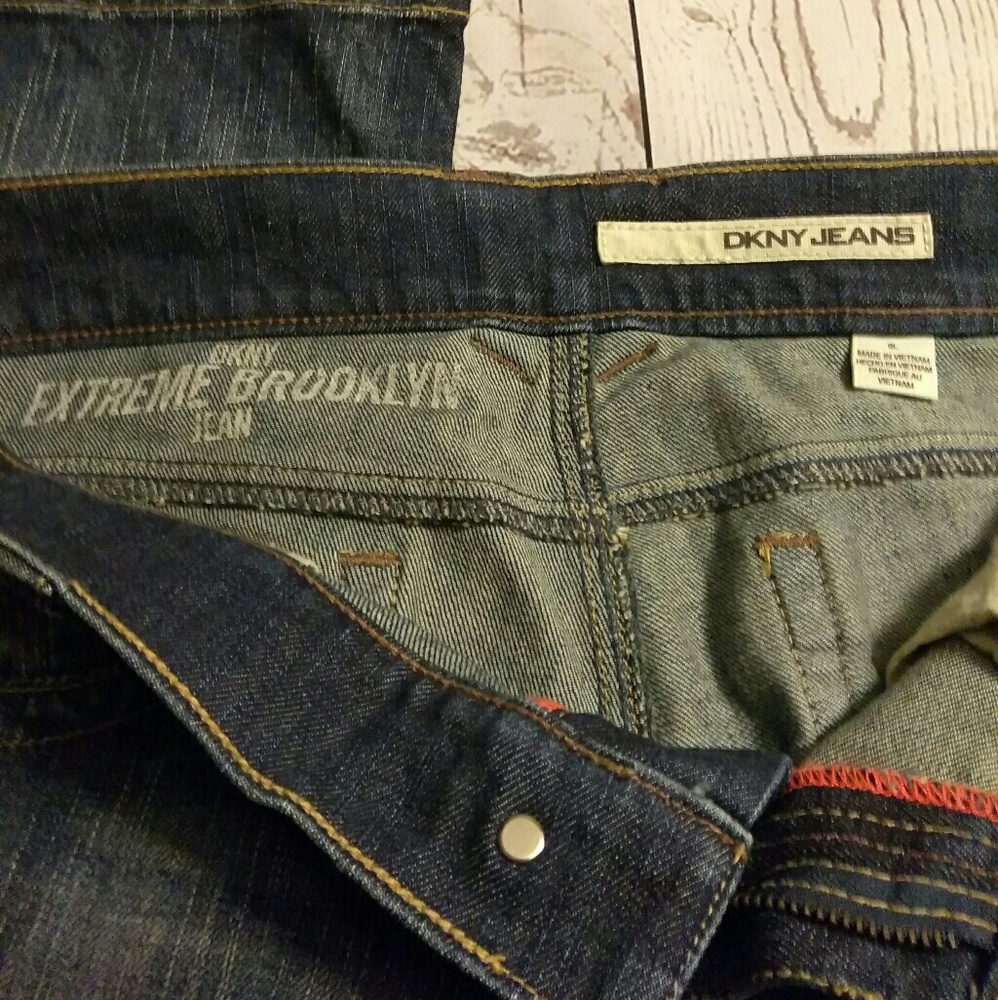DKNY Extreme Brooklyn Flare jeans sz 9L - Picture 4 of 9